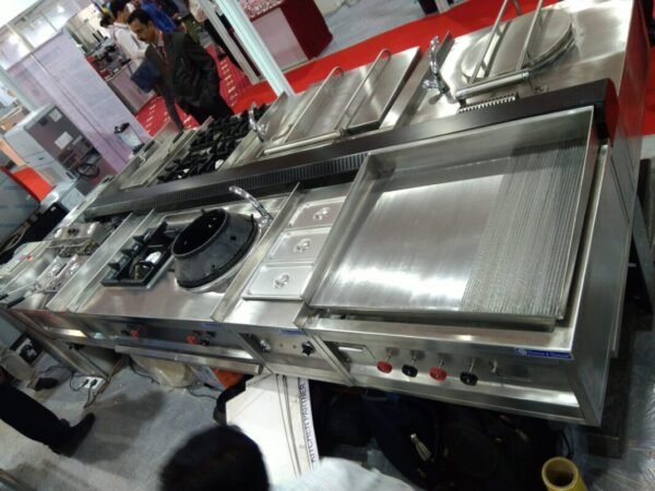I Land Kitchen